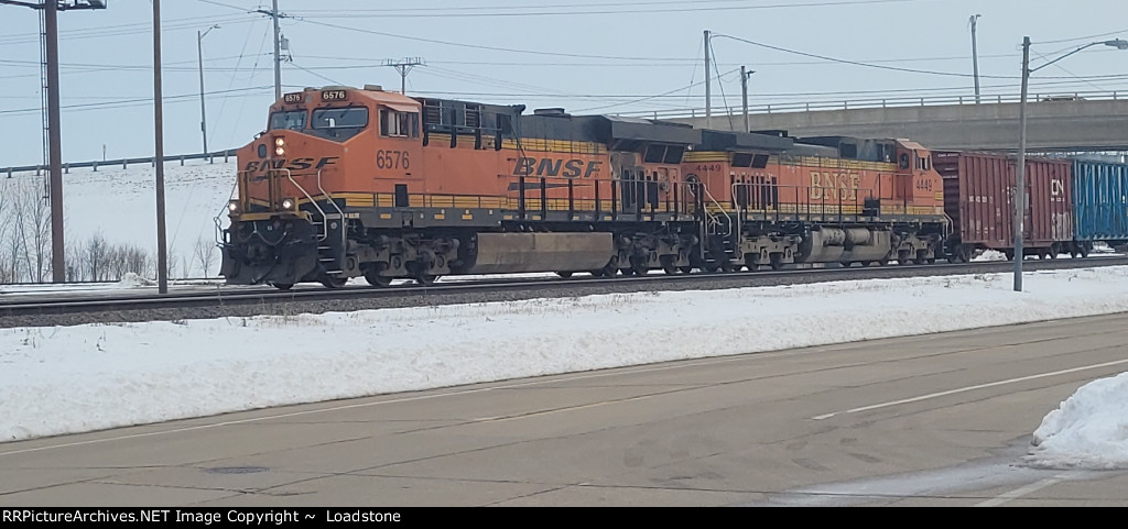 BNSF 6576 BNSF 4449